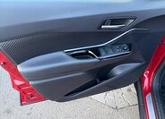 Toyota C-HR SUV 2,0 l 112 kw