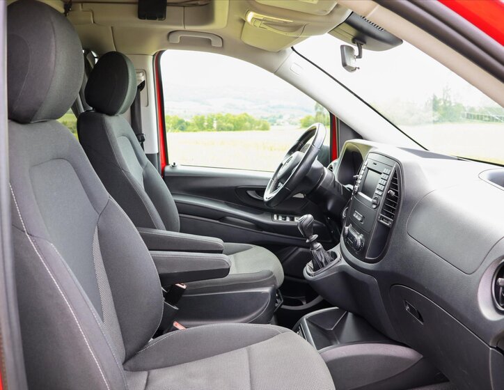 Mercedes-Benz Vito Kombi 2,1 l 100 kw