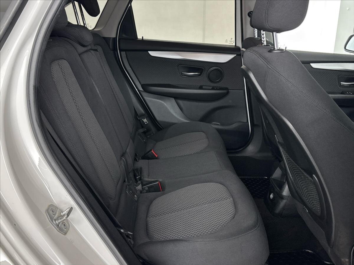 BMW Řada 2 Kombi 1,5 l 100 kw