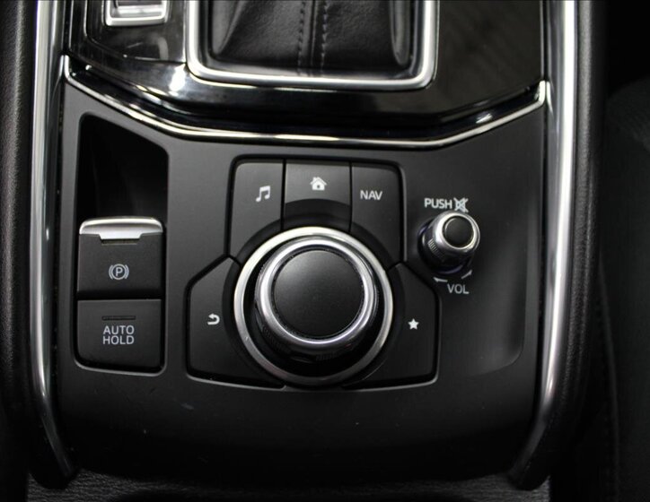 Mazda CX-5 SUV / Terénní 2,5 l 143 kw