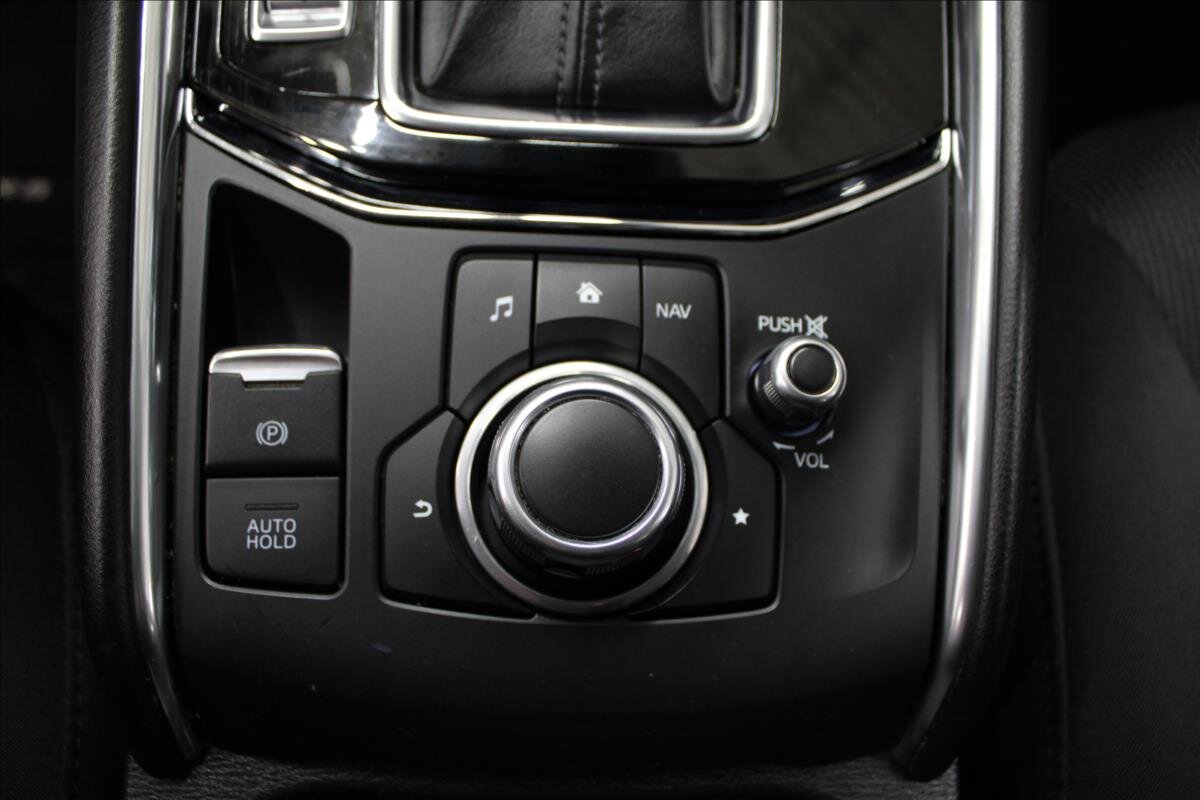 Mazda CX-5 SUV / Terénní 2,5 l 143 kw