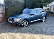 Audi SQ7 SUV / Terénní 4,0 l 320 kw