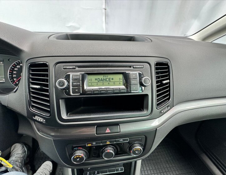 Seat Alhambra Kombi 1,4 l 110 kw