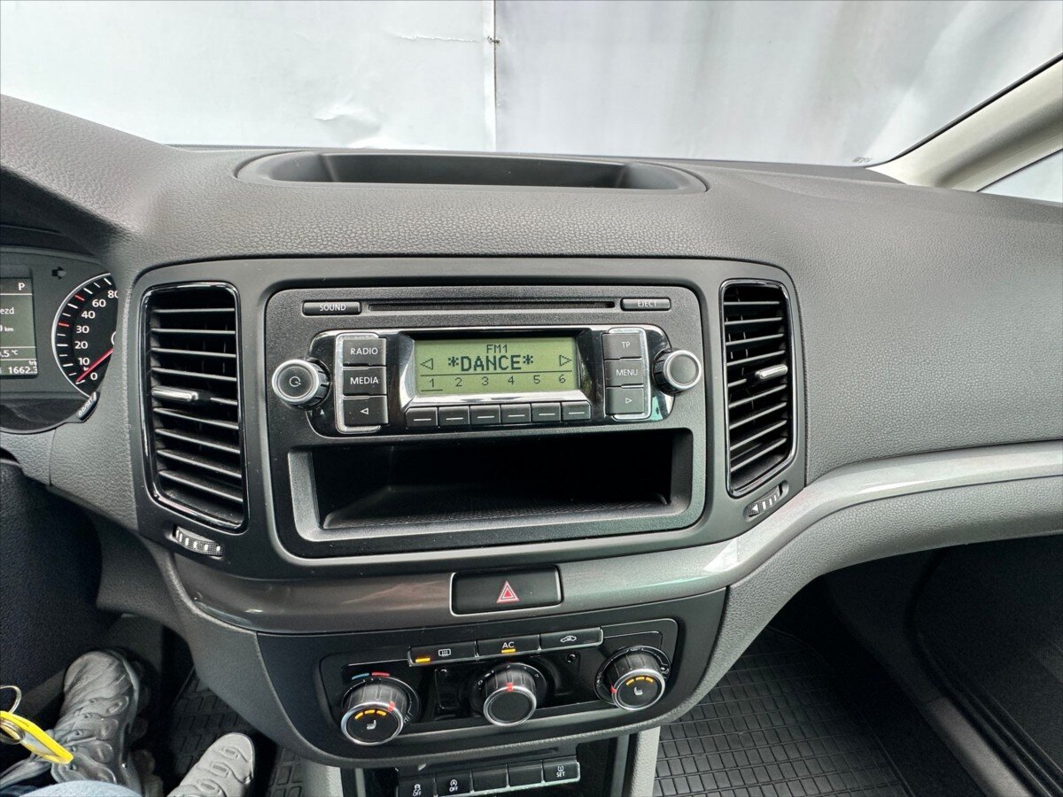 Seat Alhambra Kombi 1,4 l 110 kw