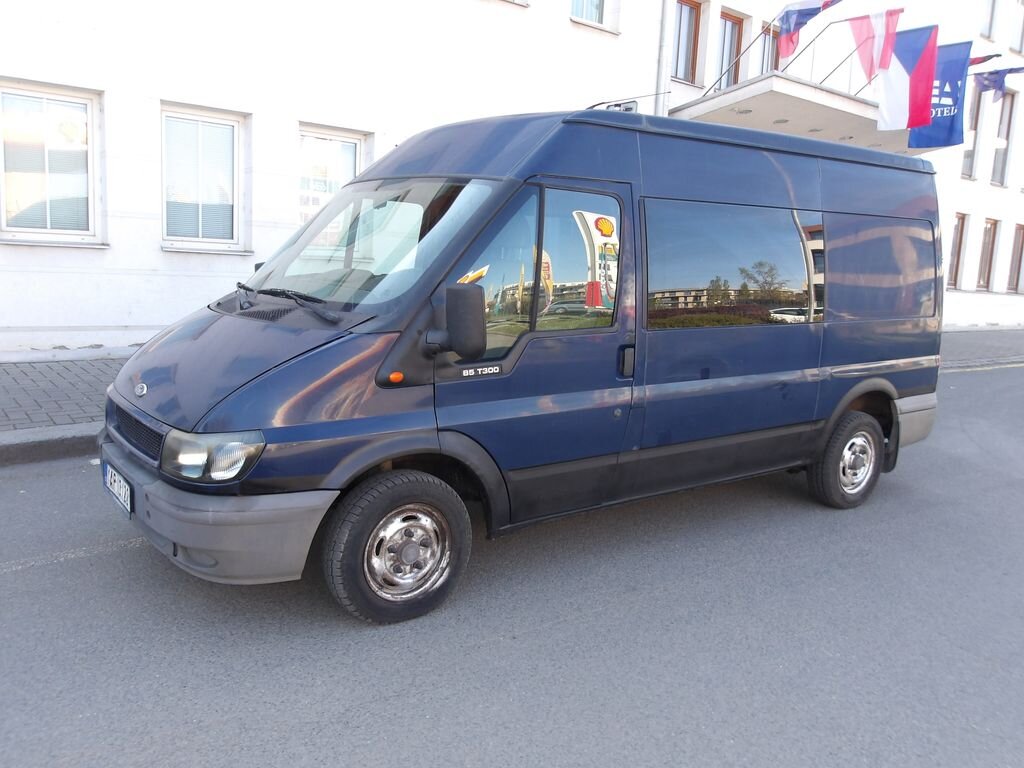 Ford Transit Skříň 2,0 l 62 kw