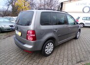 Volkswagen Touran 5