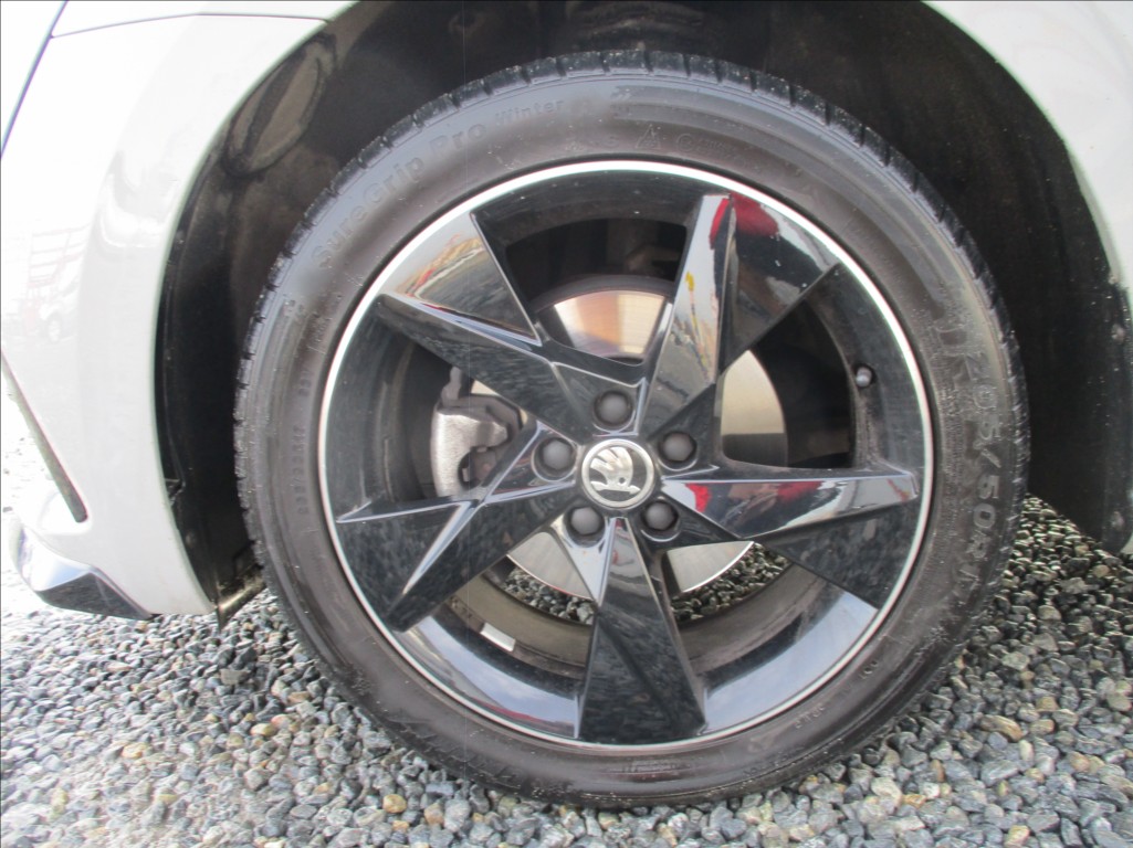 Škoda Scala Hatchback 999,0 81 kw