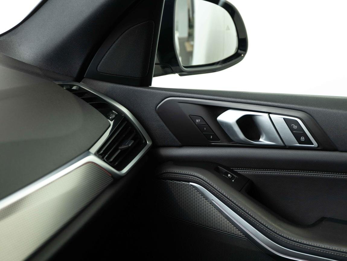 BMW X5 SUV / Terénní 3,0 l 195 kw