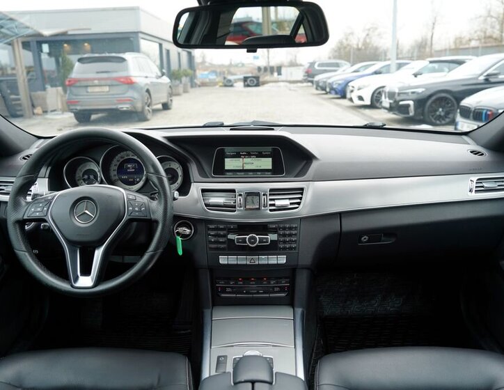 Mercedes-Benz Třídy E Sedan 2,1 l 125 kw