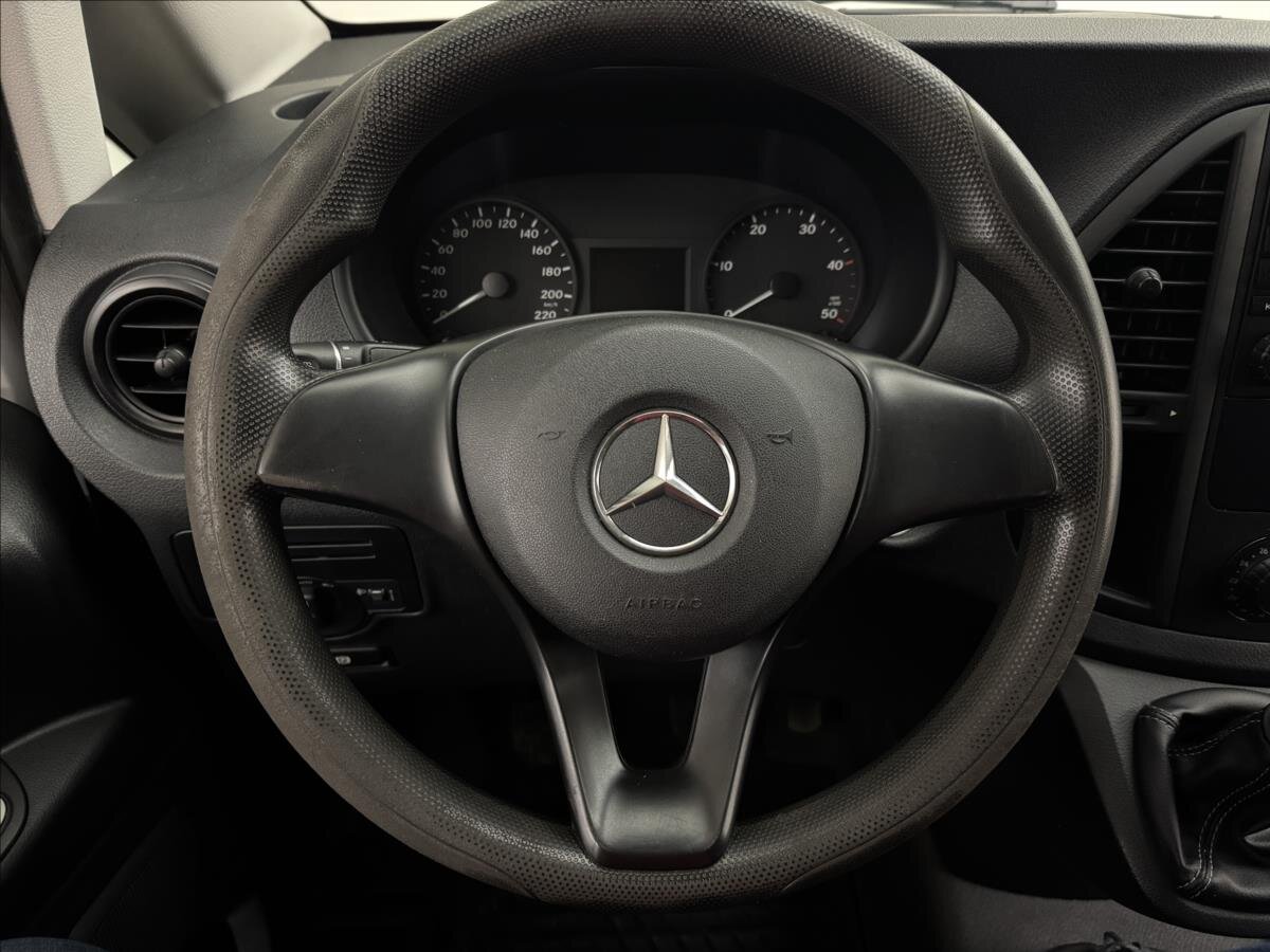 Mercedes-Benz Vito Skříň 1,6 l 65 kw