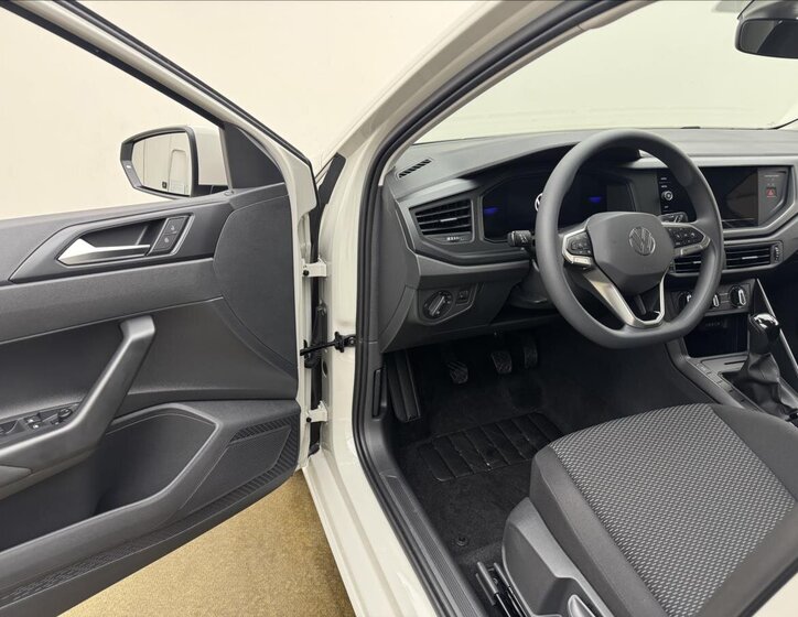 Volkswagen Polo Hatchback 999,0 59 kw