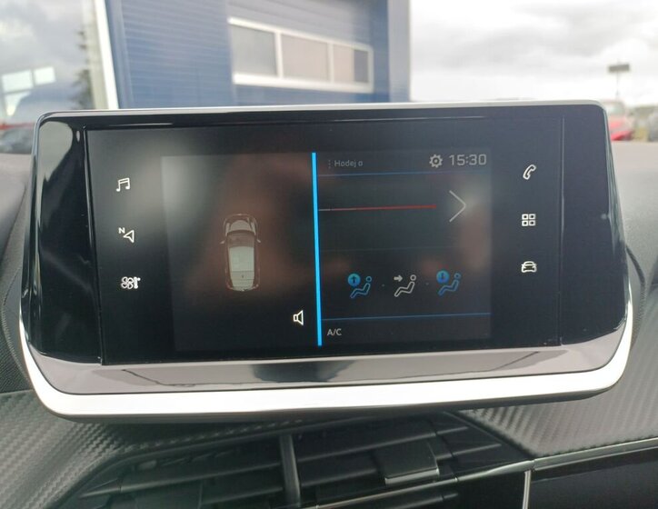 Peugeot 208 Hatchback 1,2 l 55 kw