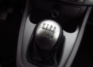 SsangYong Rodius VAN-Minibus 2,0 l 114 kw