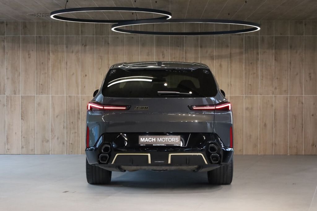 BMW XM SUV / Terénní 4,4 l 480 kw