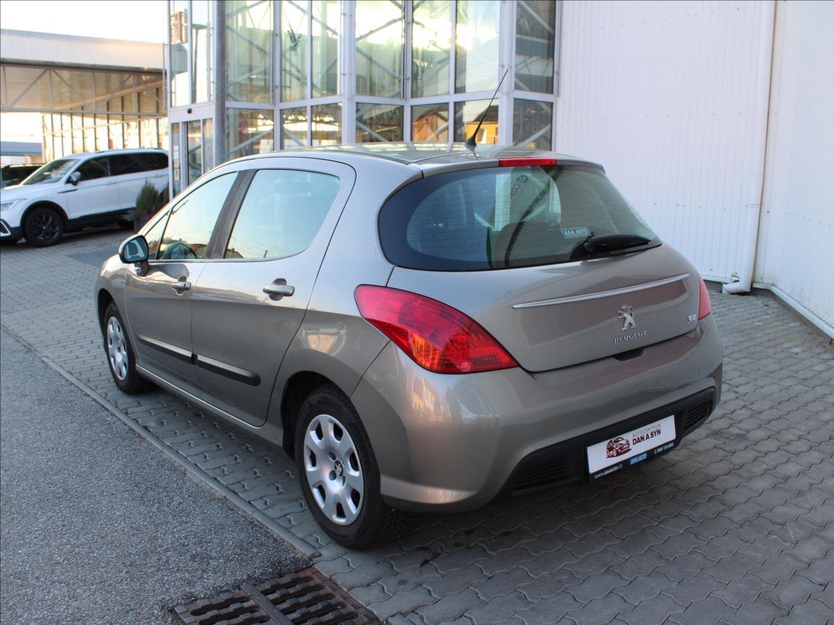 Peugeot 308 Hatchback 1,4 l 72 kw