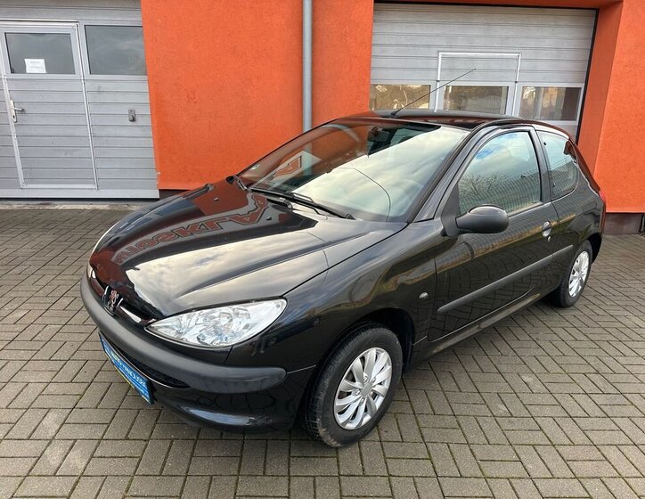 Peugeot 206 1