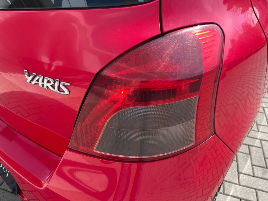 Toyota Yaris Hatchback 1,3 l 64 kw