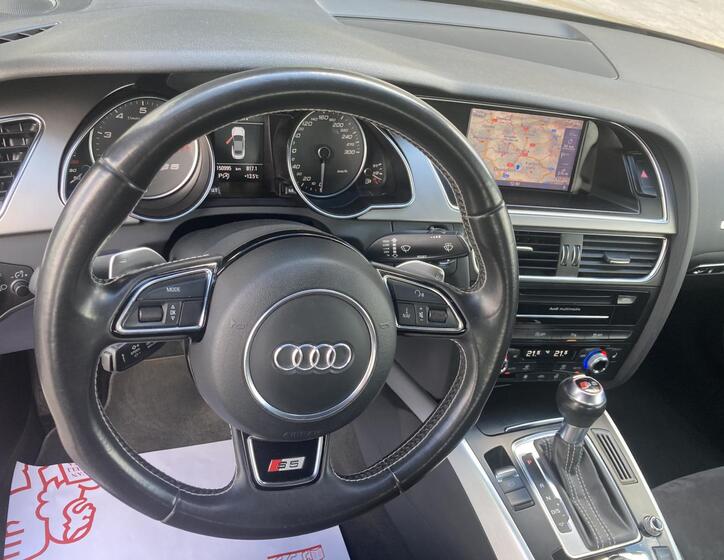 Audi S5 31