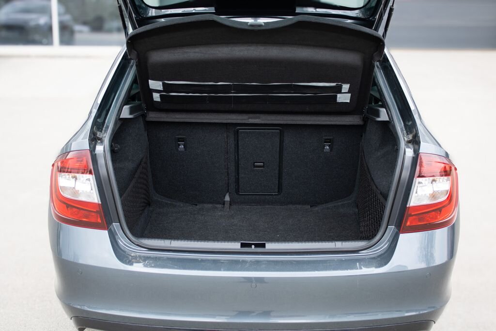 Škoda Rapid Sedan / Limuzína 999,0 81 kw