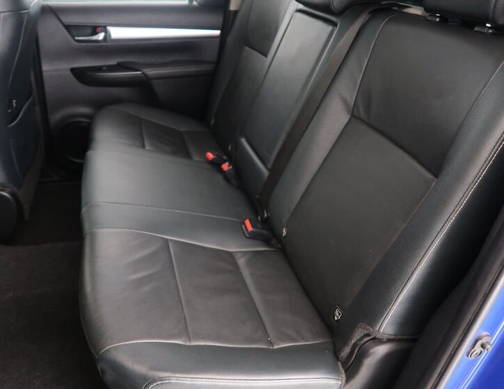 Toyota Hilux Pick-up 2,4 l 110 kw