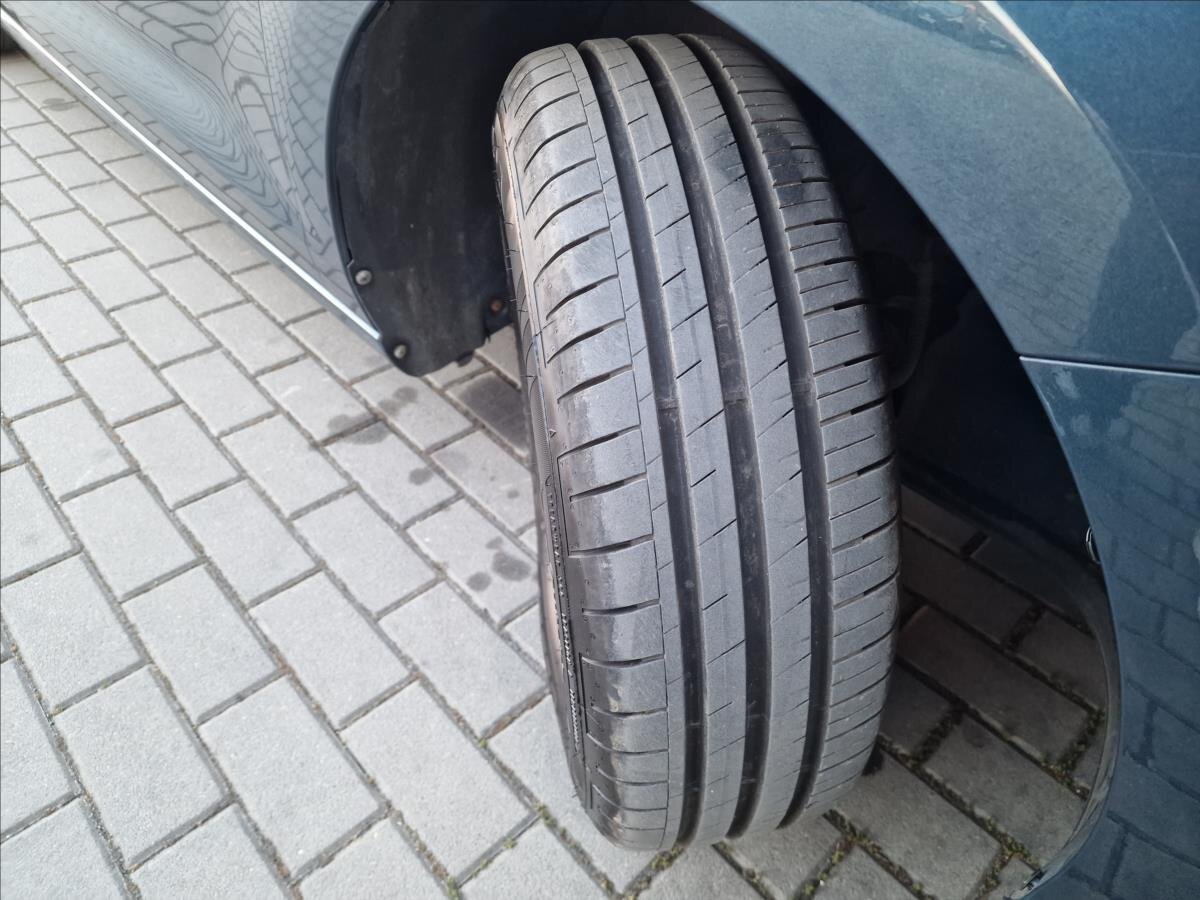 Hyundai i30 Kombi 1,6 l 85 kw