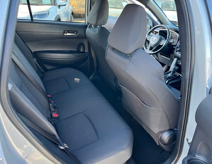 Toyota Corolla Cross SUV / Terénní 2,0 l 112 kw