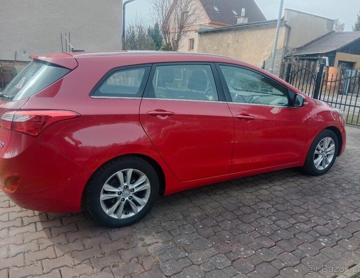 Hyundai i30 Kombi 0,0 88 kw