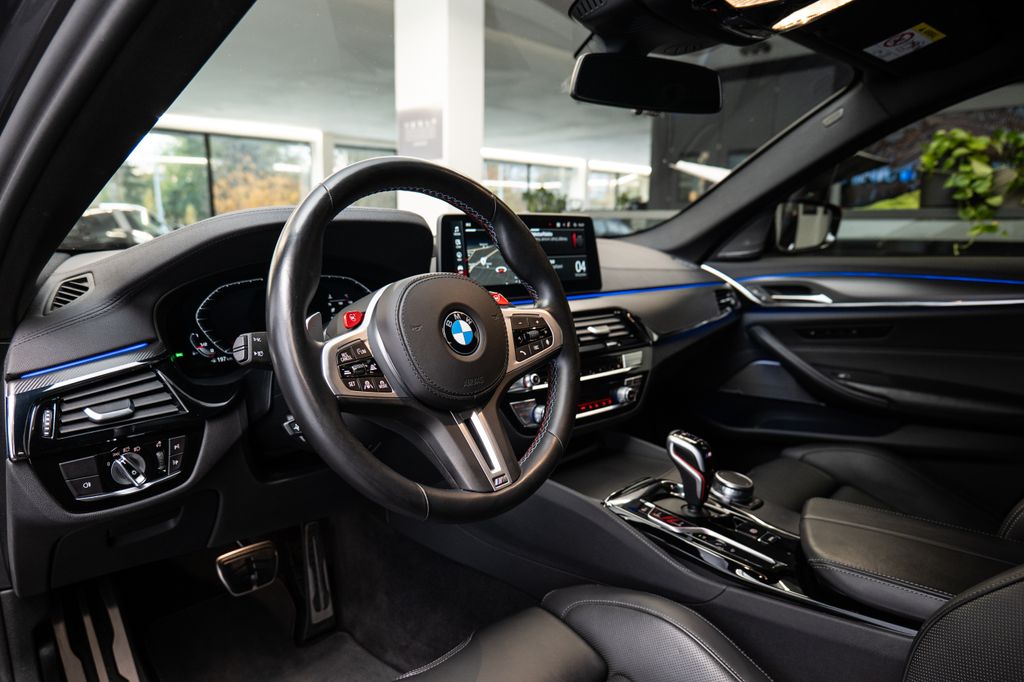 BMW M5