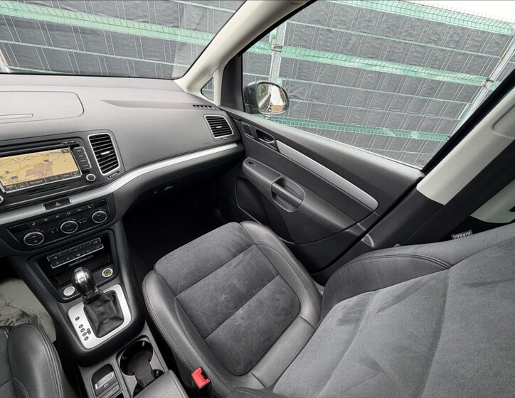 Volkswagen Sharan MPV 2,0 l 130 kw