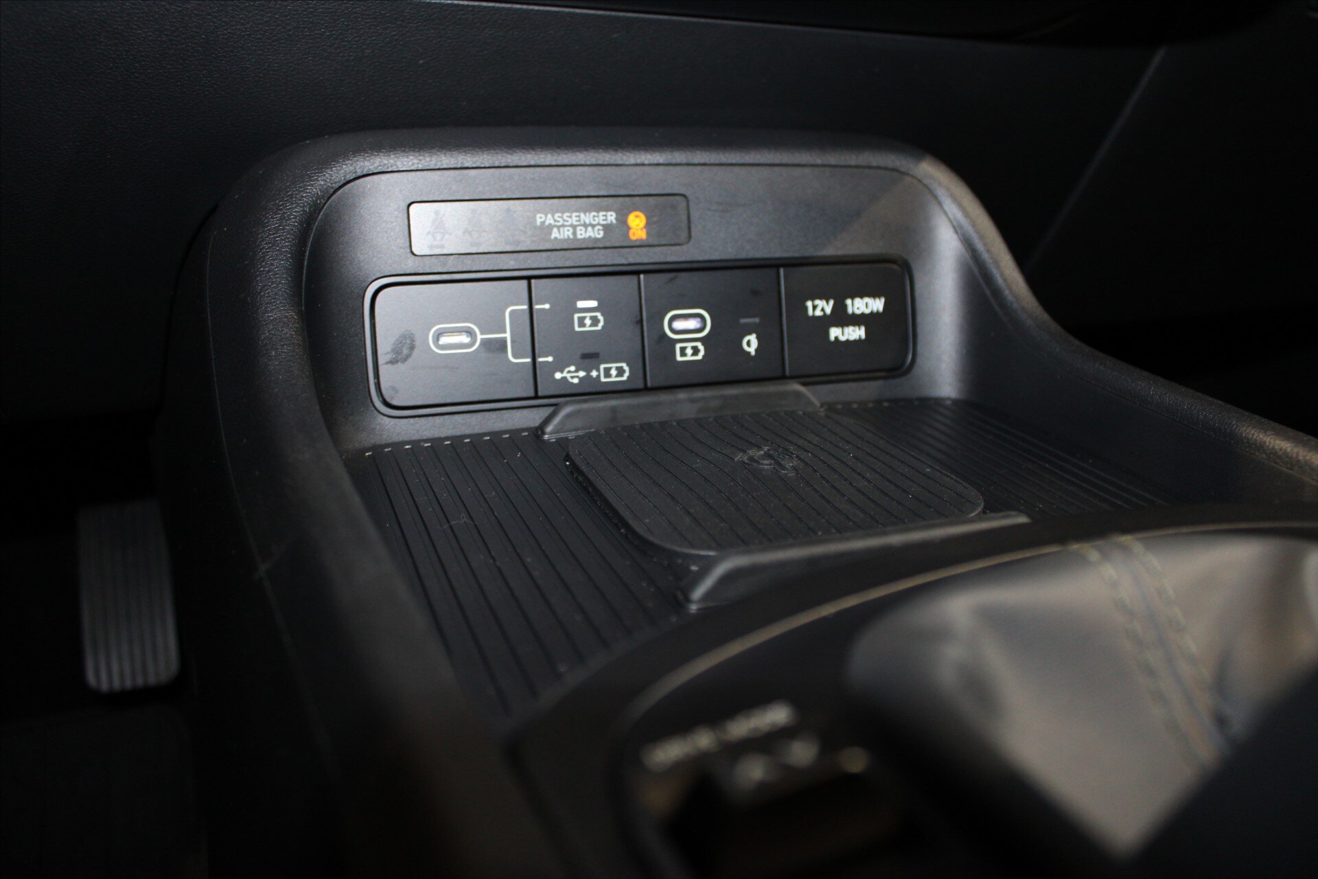 Hyundai Kona Hatchback 1,6 l 145 kw