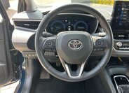 Toyota Corolla Sedan / Limuzína 1,5 l 92 kw