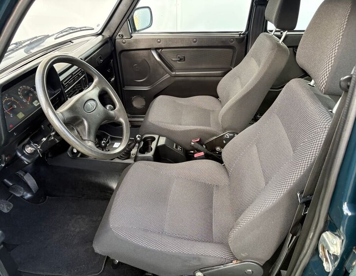 Lada Niva SUV 1,7 l 61 kw