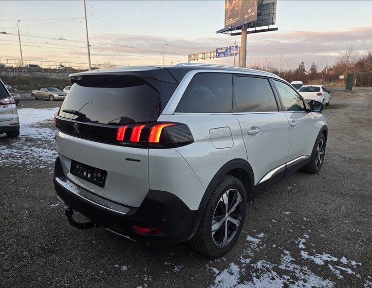 Peugeot 5008 5
