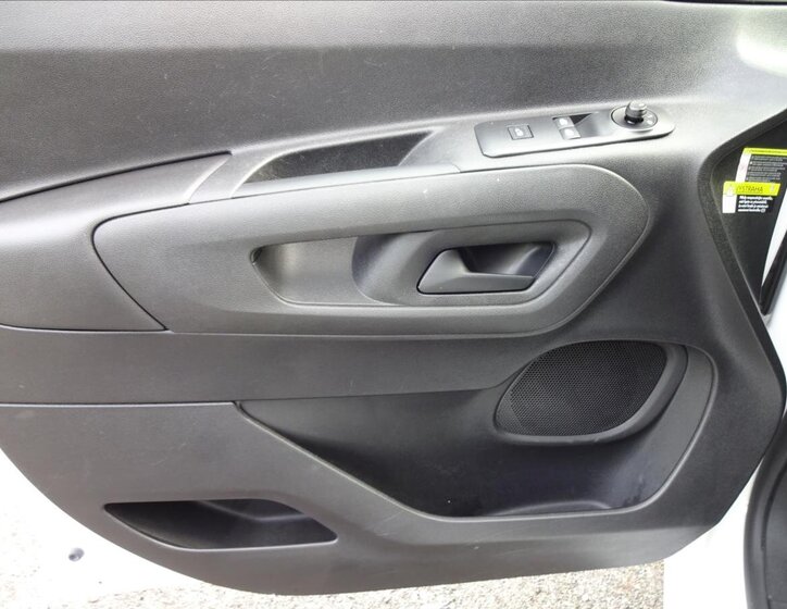 Peugeot Partner Skříň 1,2 l 81 kw