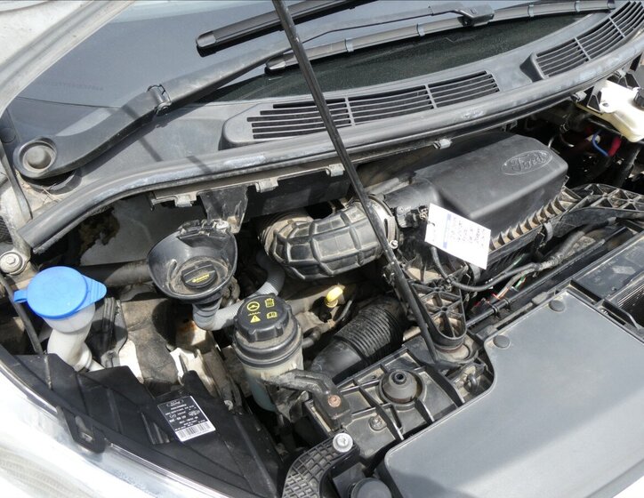 Ford Tourneo Custom Ostatní 2,0 l 96 kw