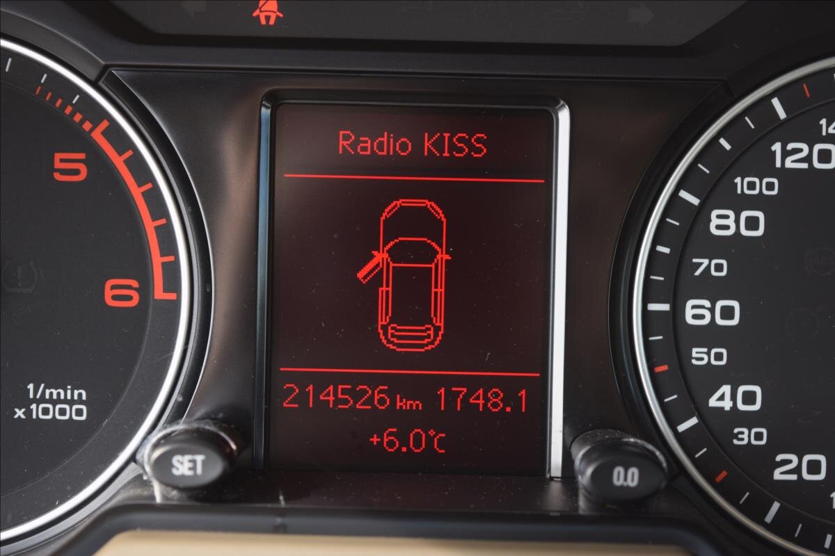 Audi Q5 SUV / Terénní 2,0 l 105 kw