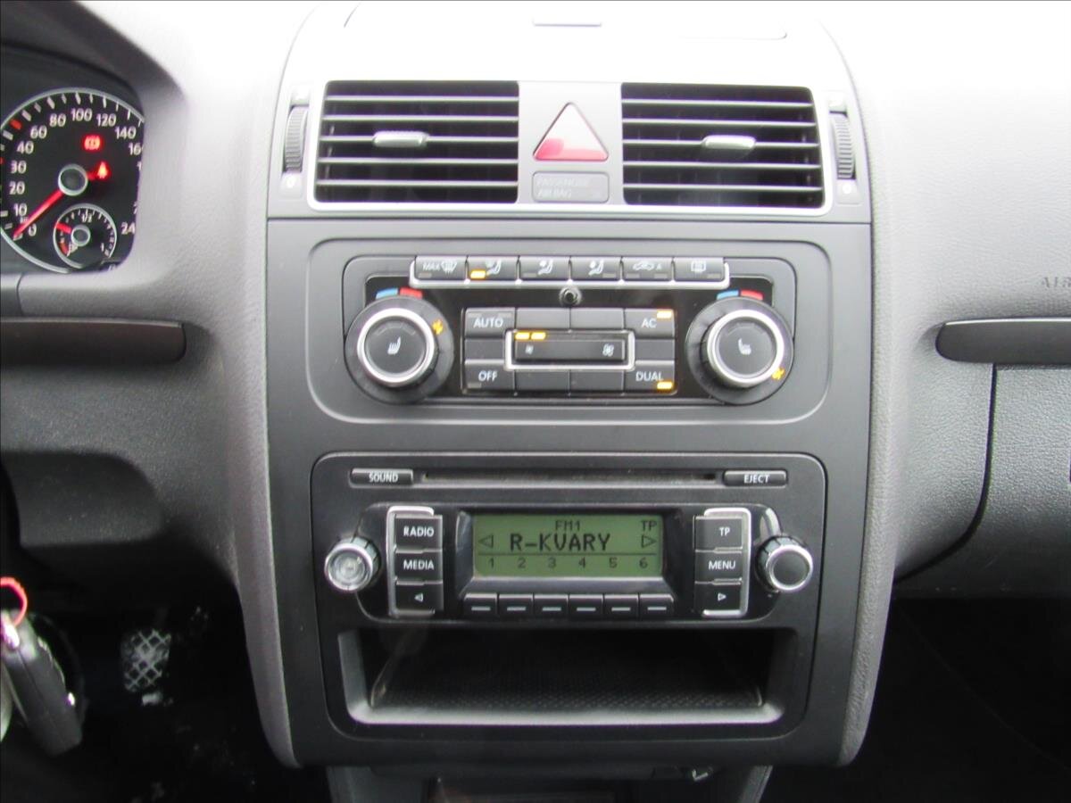 Volkswagen Touran Kombi 1,2 l 77 kw