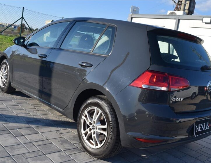 Volkswagen Golf Kombi 1,2 l 63 kw