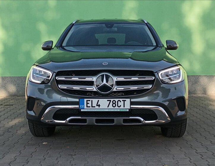 Mercedes-Benz GLC SUV 2,0 l 225 kw