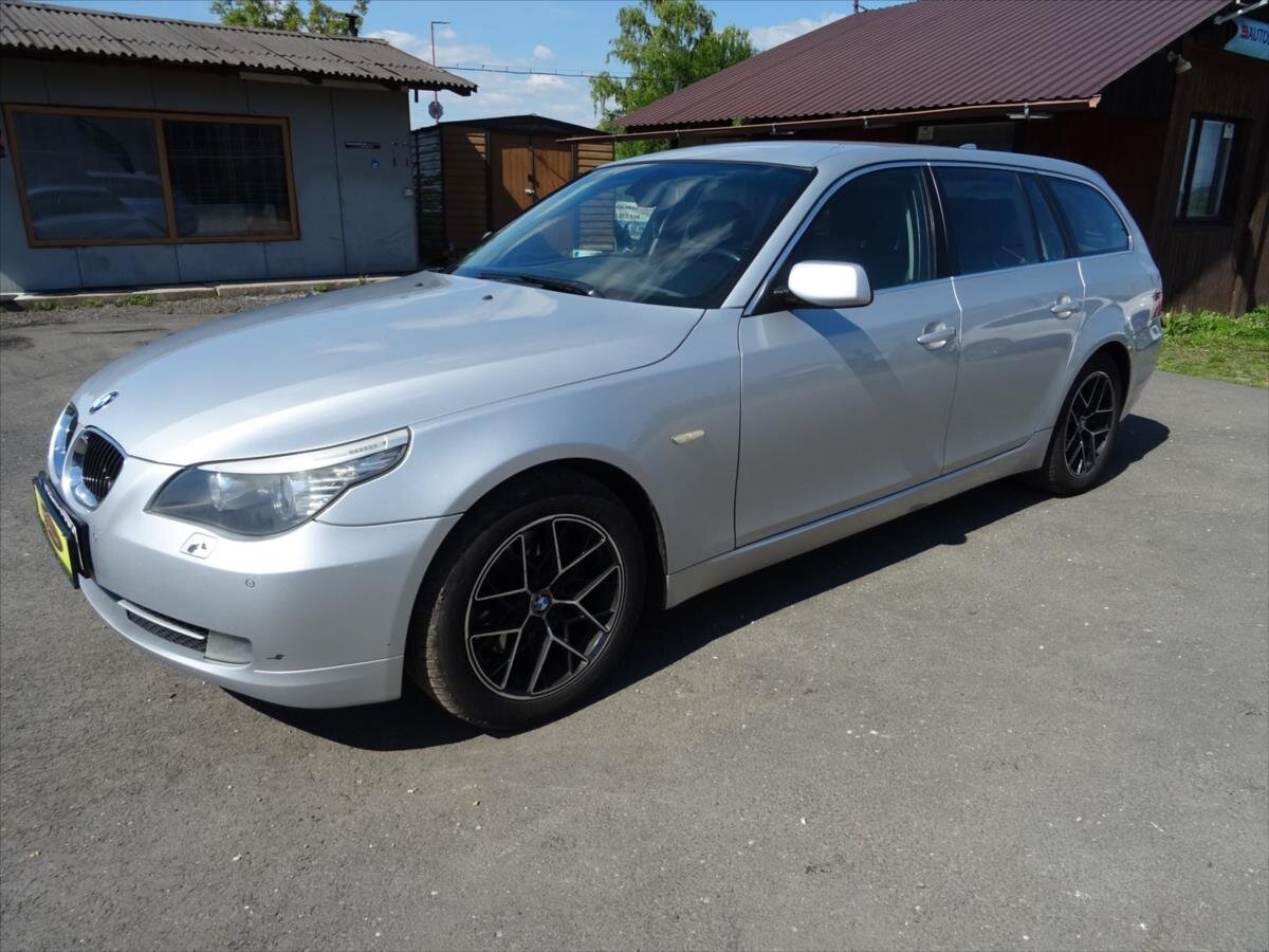 BMW Řada 5 Kombi 3,0 l 173 kw