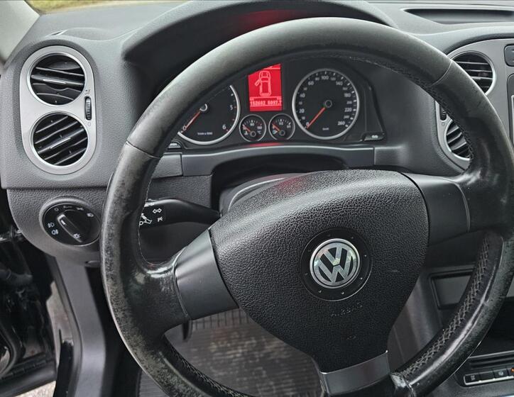 Volkswagen Tiguan 12