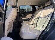 Jaguar F-Pace 17