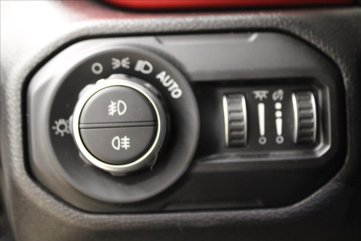 Jeep Wrangler Ostatní 2,0 l 200 kw
