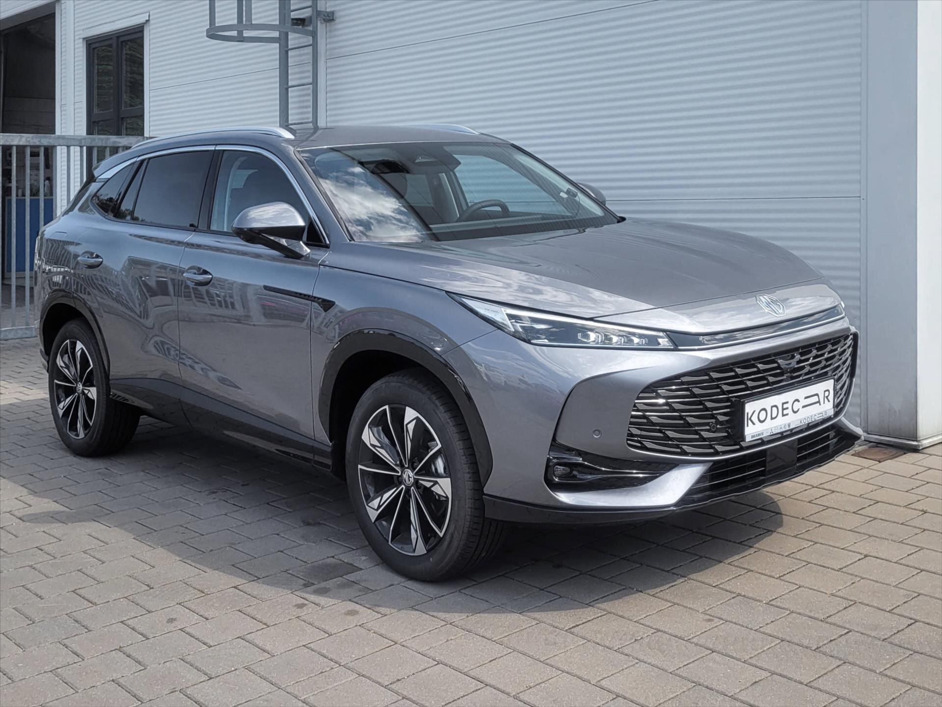 MG HS SUV / Terénní 1,5 l 125 kw