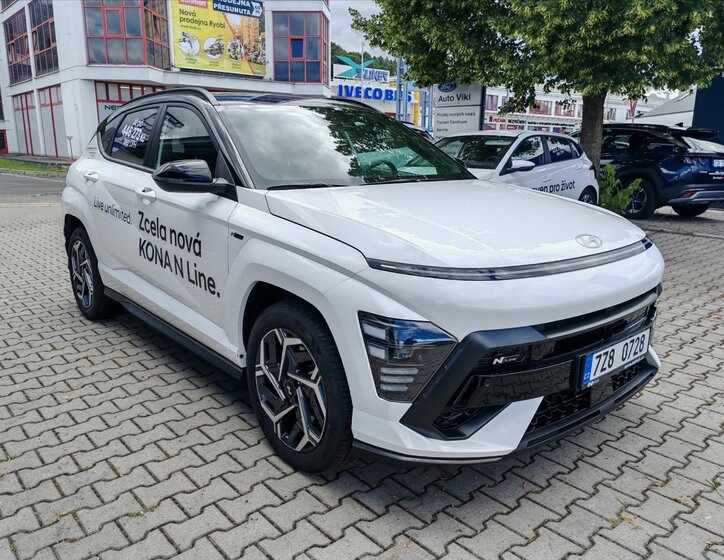 Hyundai Kona SUV / Terénní 1,6 l 125 kw