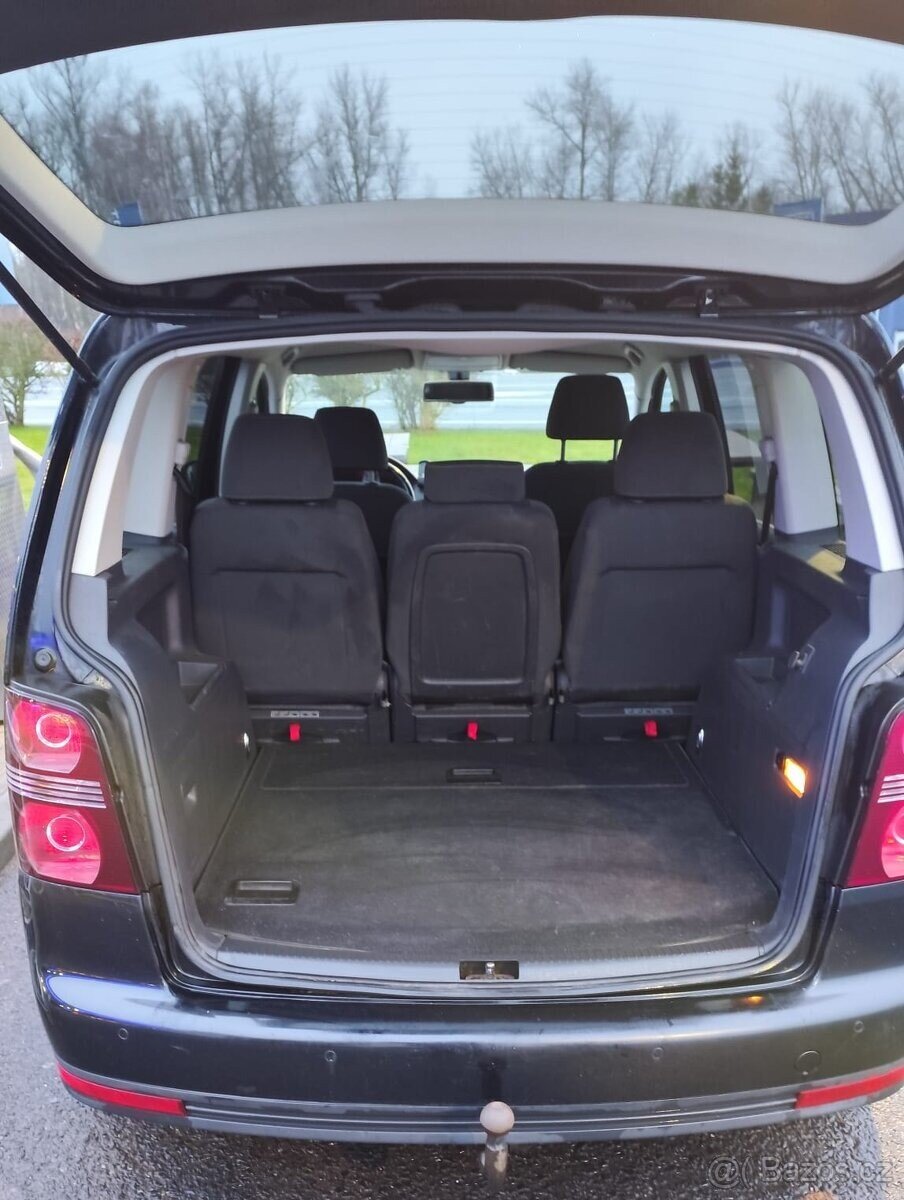 Volkswagen Touran VAN / Minibus 0,0 103 kw