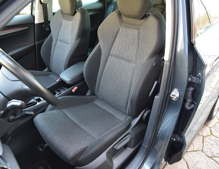 Škoda Karoq SUV / Terénní 1,5 l 110 kw