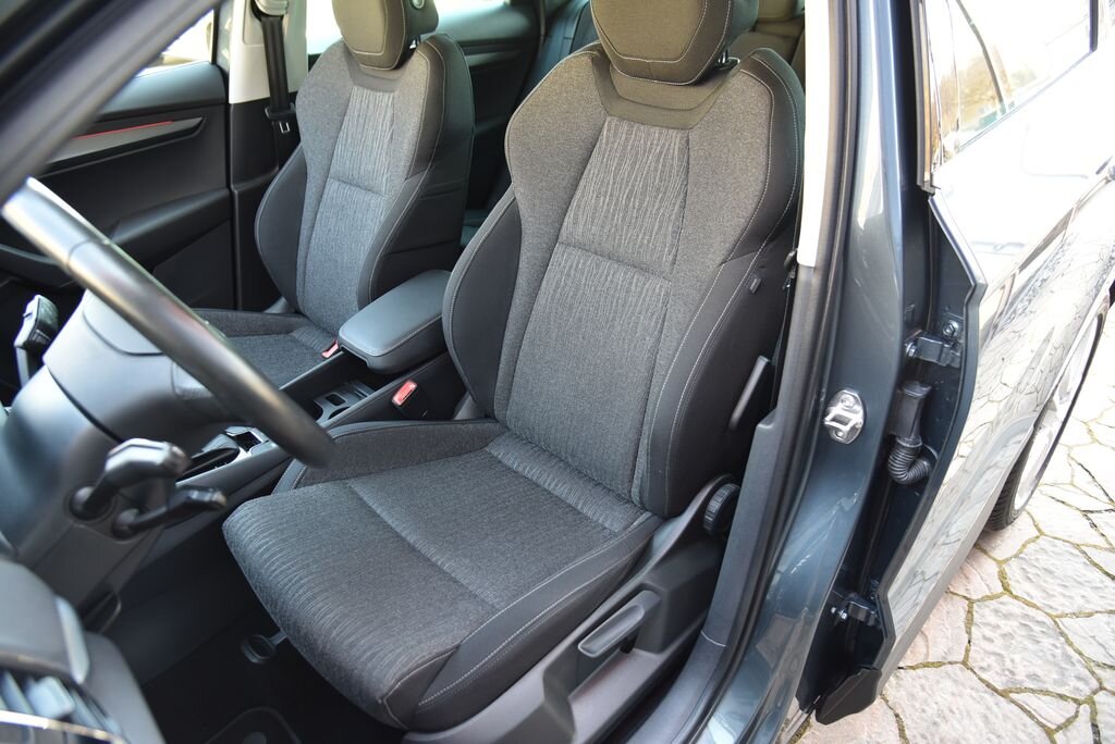 Škoda Karoq SUV / Terénní 1,5 l 110 kw