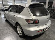 Mazda 3 4