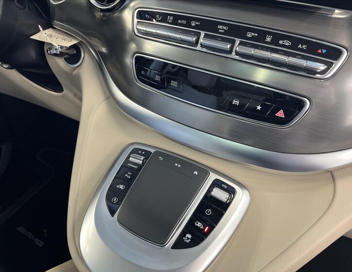 Mercedes-Benz Třídy V 18